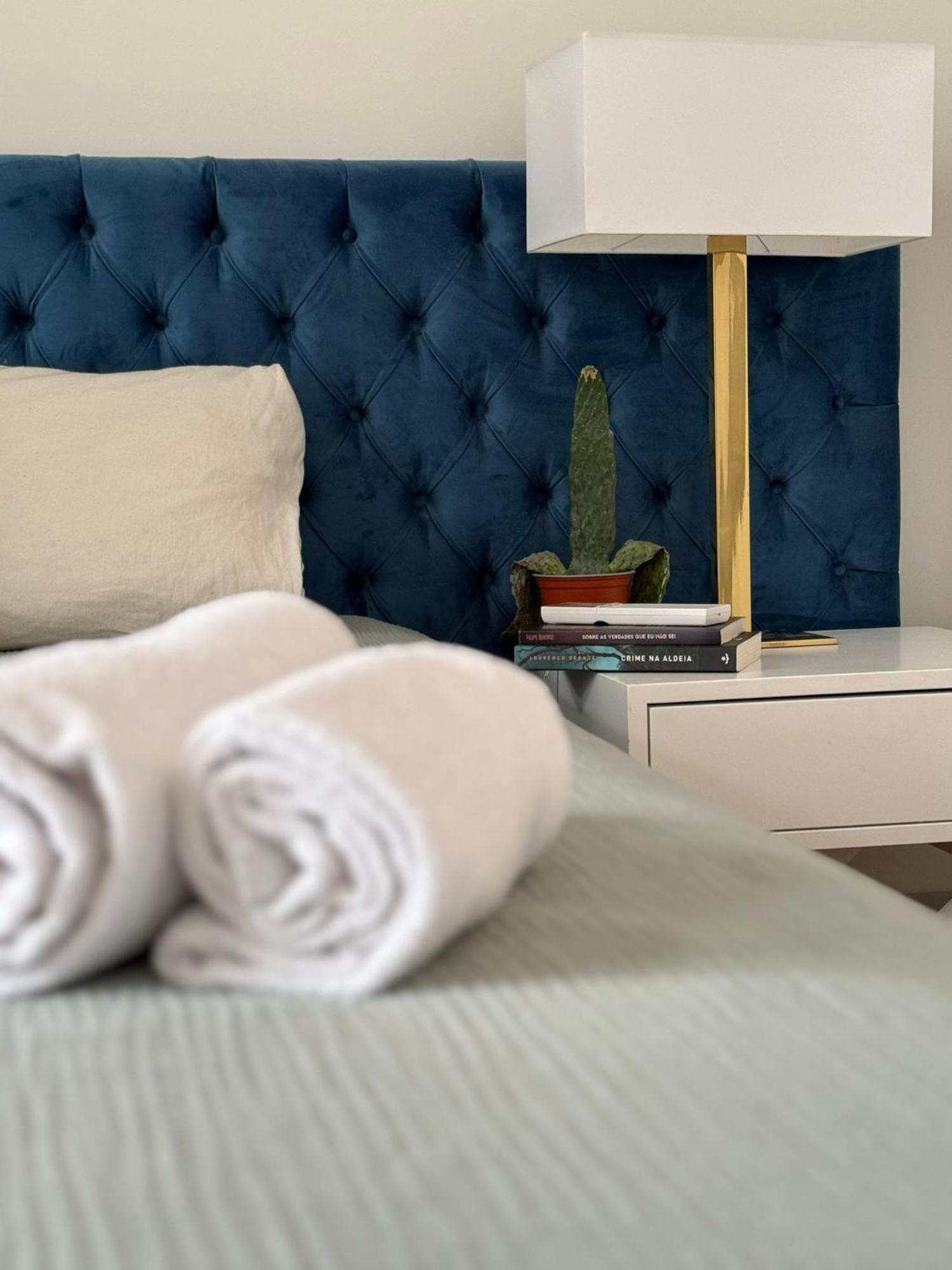 Double Room With Private Wc In Shared House In Downtown Lisbon Bagian luar foto