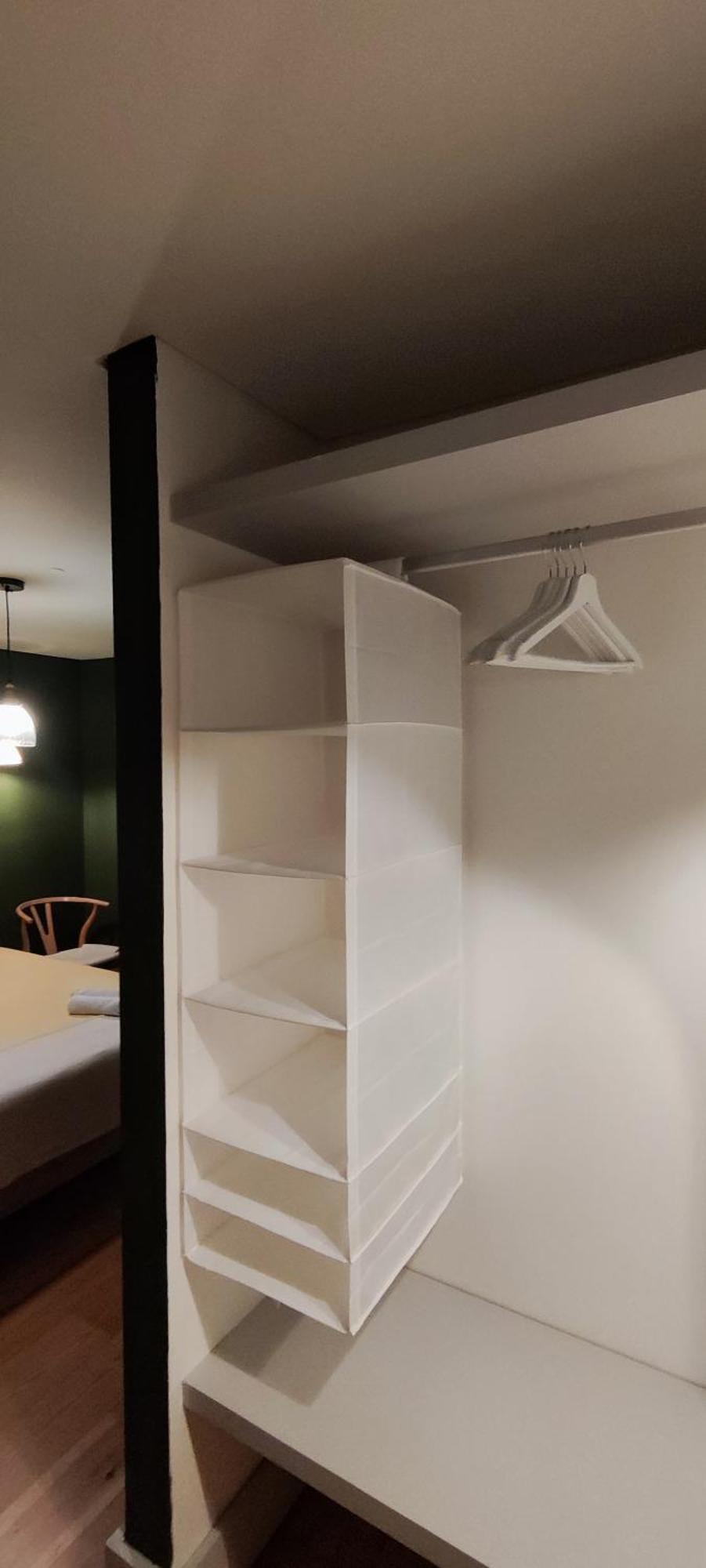 Double Room With Private Wc In Shared House In Downtown Lisbon Bagian luar foto