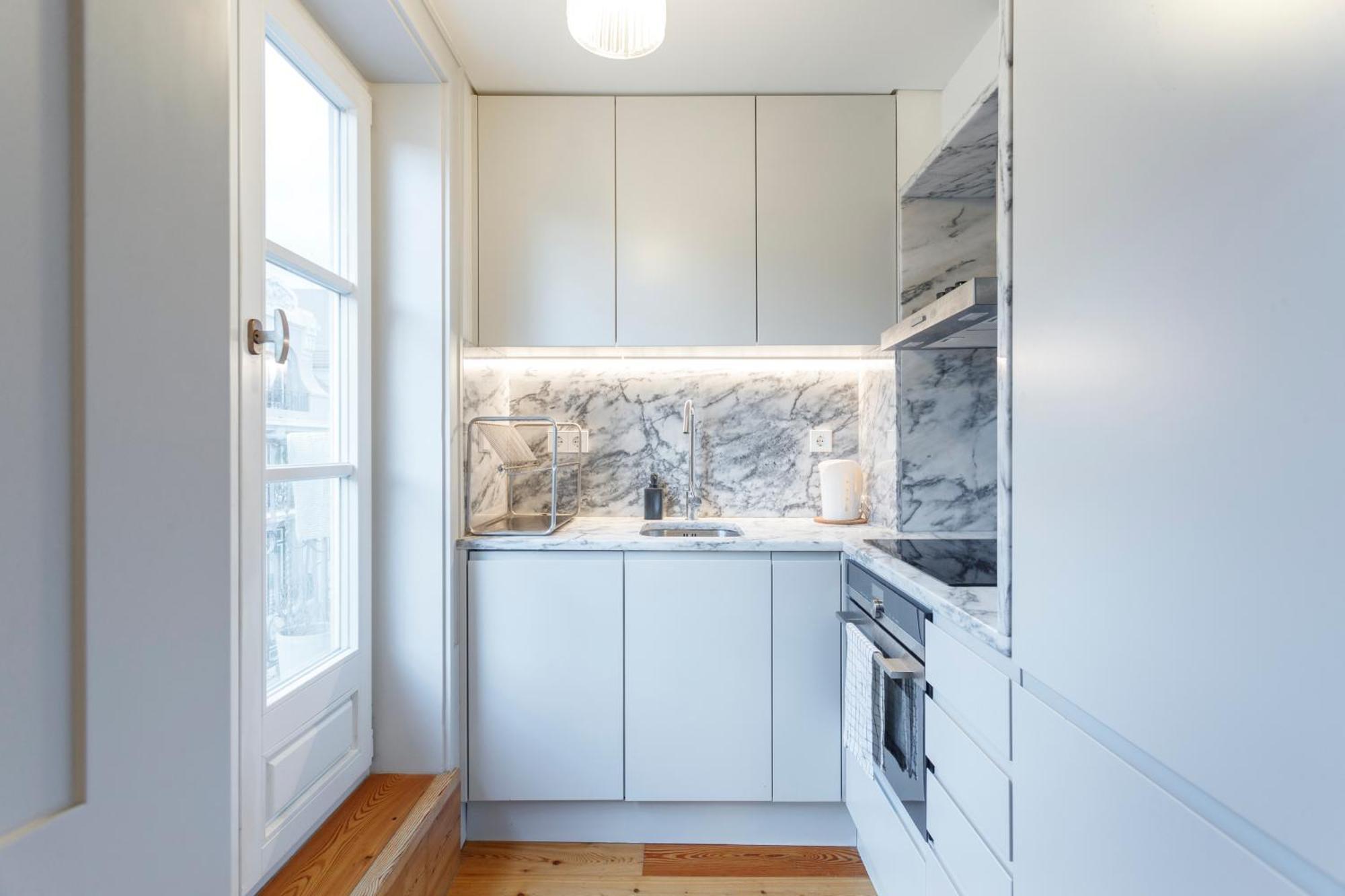 Double Room With Private Wc In Shared House In Downtown Lisbon Bagian luar foto